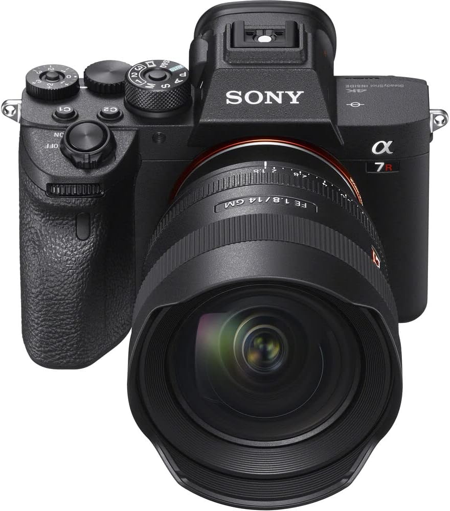 Sony SEL14F18GM FE 14mm f/1.8 GM Lens Bundle