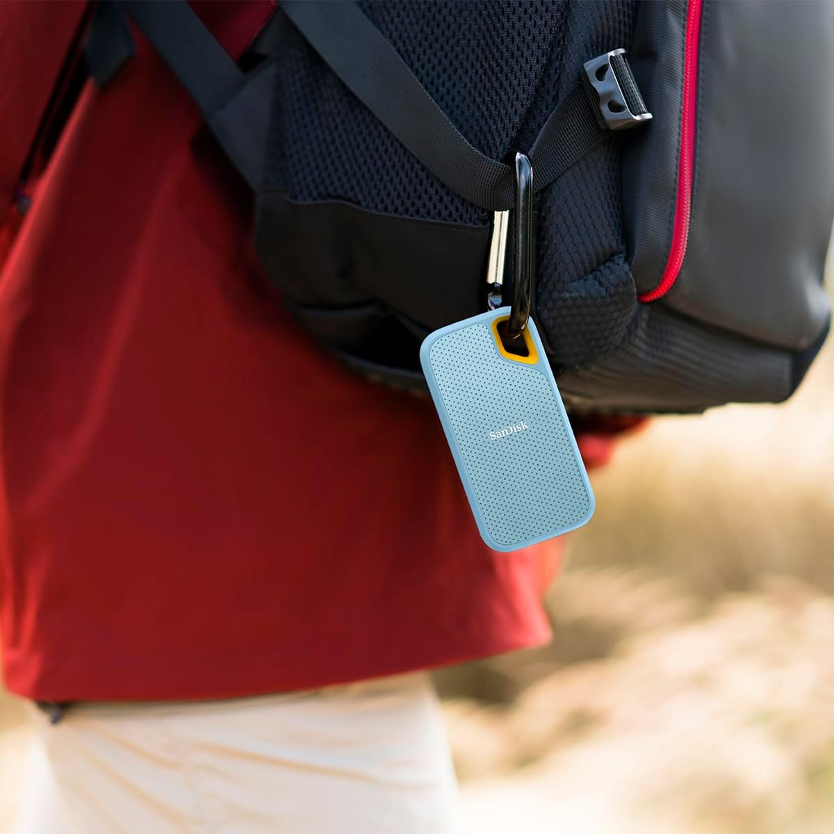 SanDisk SDSSDE61-1T00-G25B 1TB Extreme Portable SSD