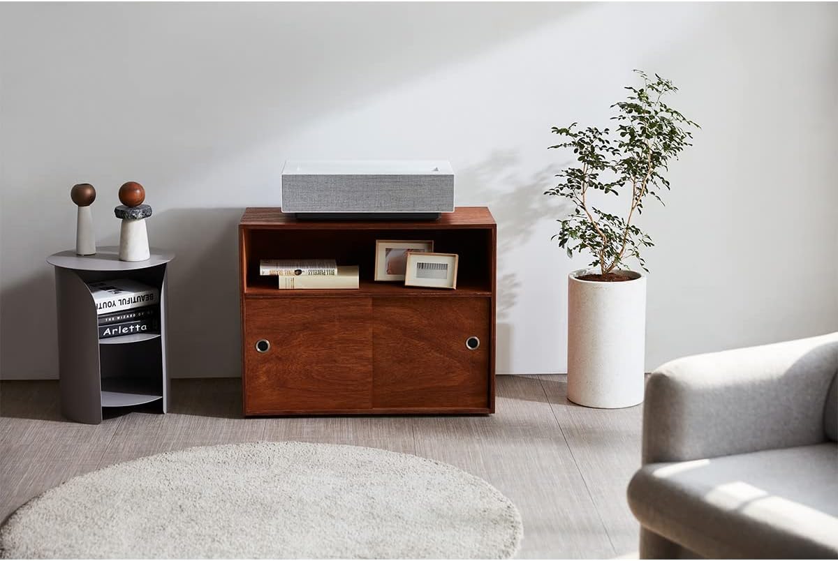 LG HU715QW CineBeam UHD 4K Ultra Short Throw Projector