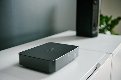 Samsung QN75Q900RB 75" 8K QLED TV Enclave Speakers Used