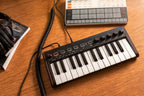 IK Multimedia 03-90145 iRig Keys 2 Mini MIDI Keyboard