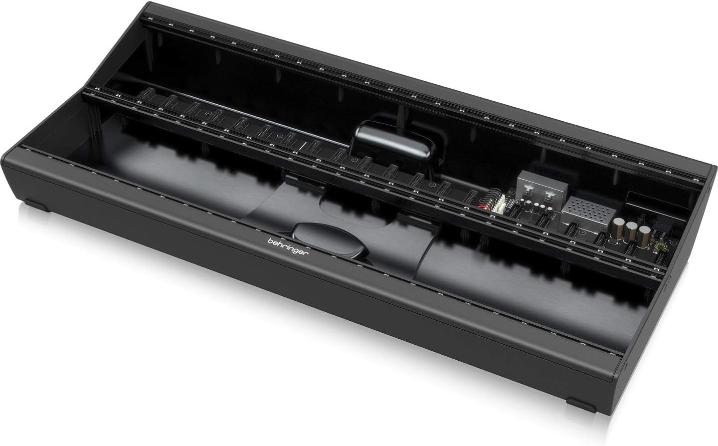 Behringer EURORACK GO Mobile Eurorack Synth Case 280HP