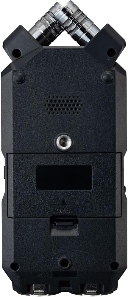 Zoom H4essential 4-Track 32-Bit Float Portable Recorder Bundle