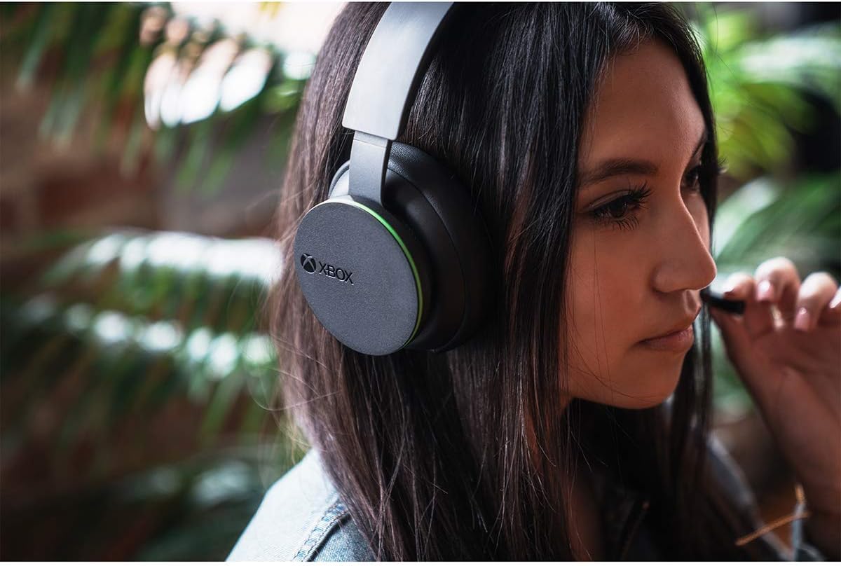 Microsoft Xbox Wireless Headset Renewed