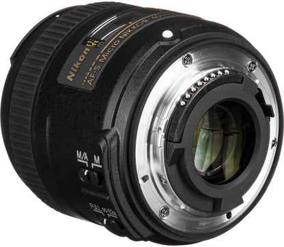 Nikon AF-S DX 40mm f/2.8G Macro Lens Bundle