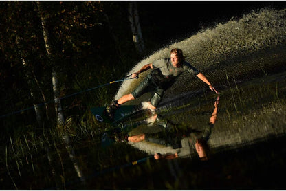 Nikon E11NK70200F28VR 70-200mm f/2.8E FL ED VR Lens Bundle