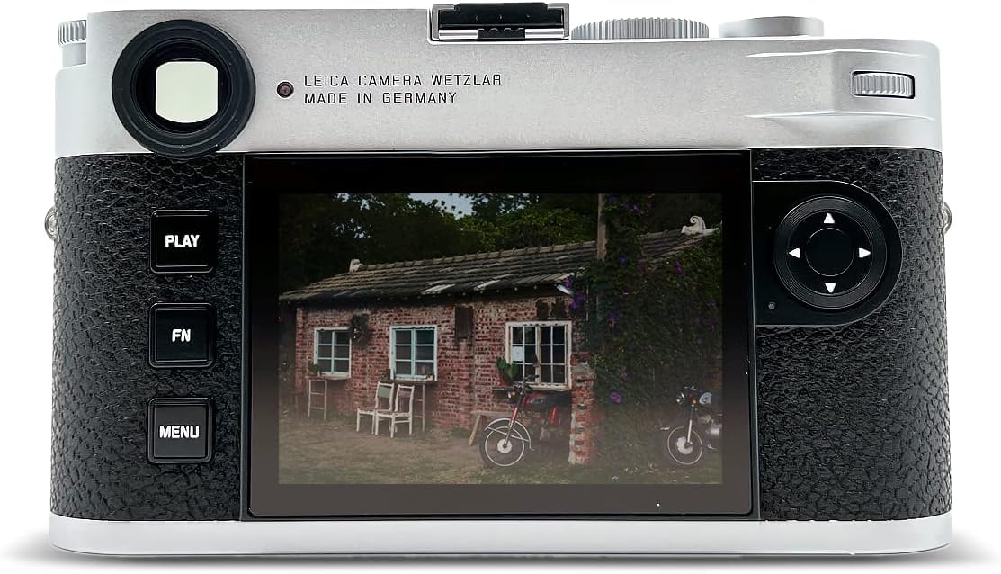 Leica 20 M11 Digital Rangefinder Camera - Silver Bundle