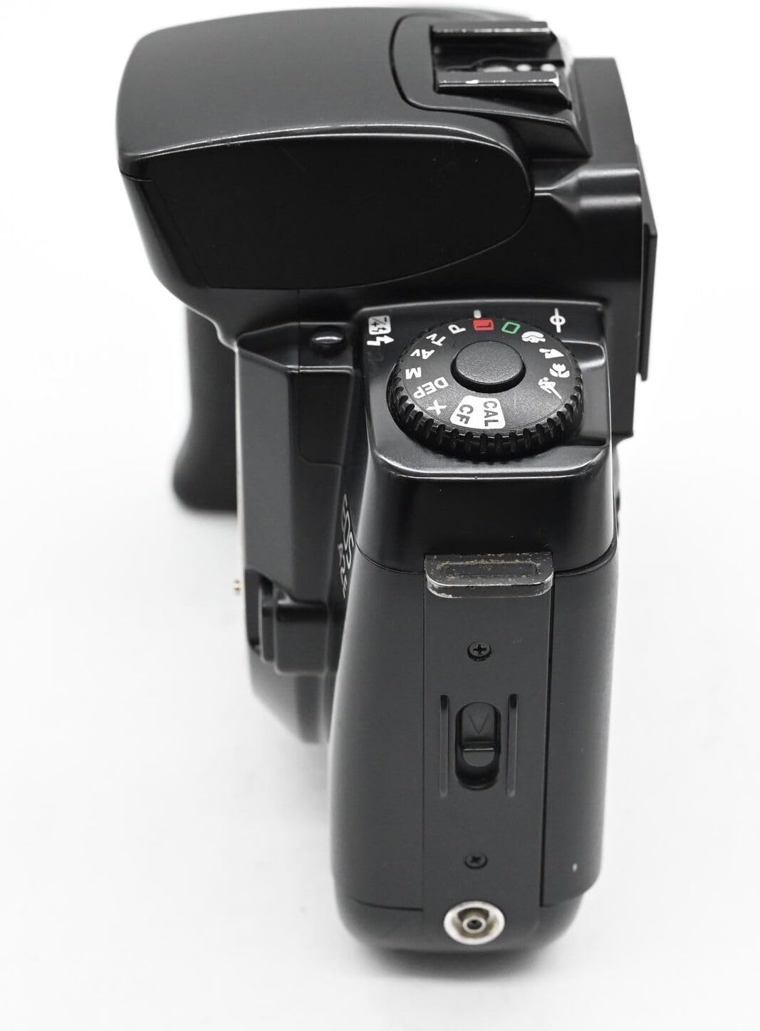 Canon A2e 35mm SLR Film Camera Body