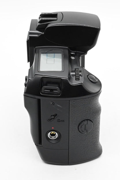 Canon A2e 35mm SLR Film Camera Body