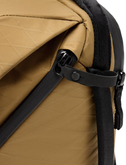 Peak Design Everyday Backpack V2 20L Coyote Camera Bag