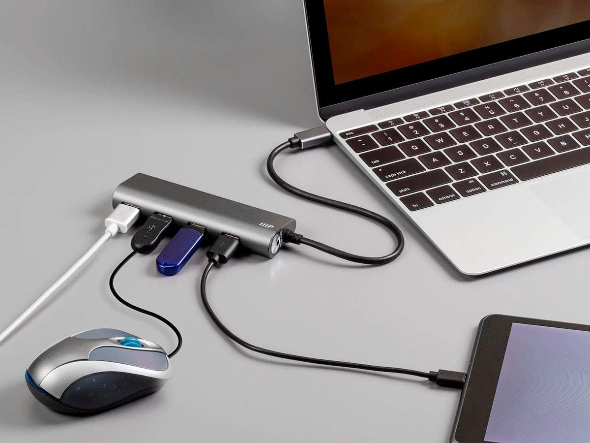 Monoprice 114908 4-Port USB-C Hub Aluminum Gray