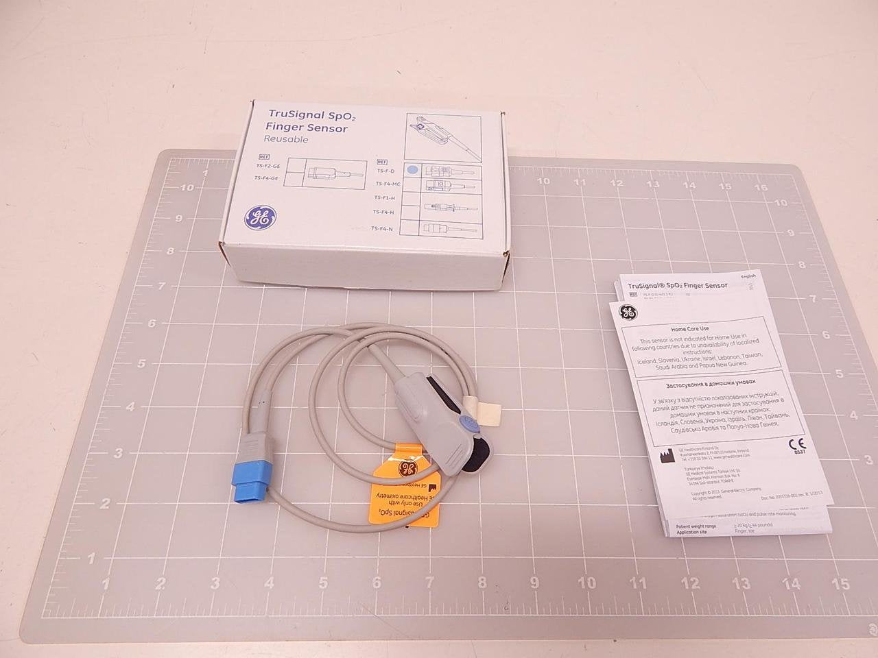 GE TruSignal T74759 SpO2 Finger Sensor