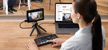 Blackmagic Design ATEM Mini Extreme ISO - Live Stream Switcher Bundle