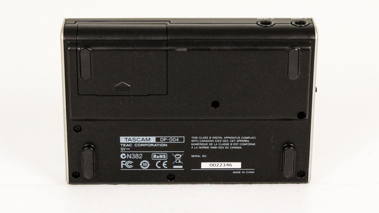 Tascam TAS DP004 4-Track Digital Pocketstudio Recorder