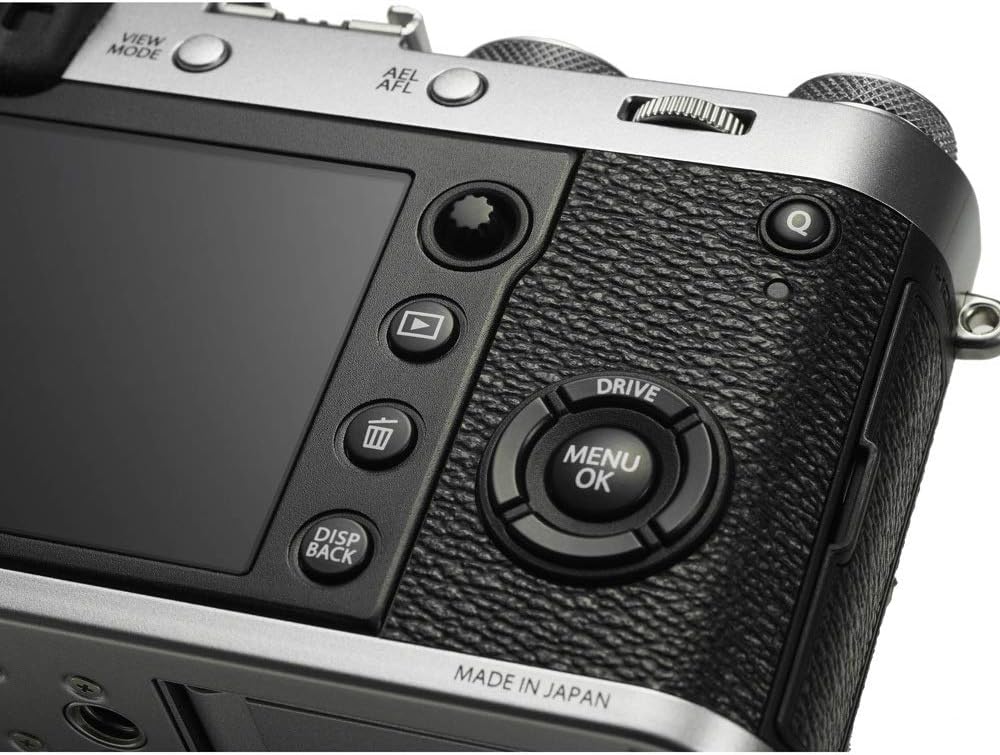 Fujifilm X100F - Silver 24.3 MP APS-C Digital Camera