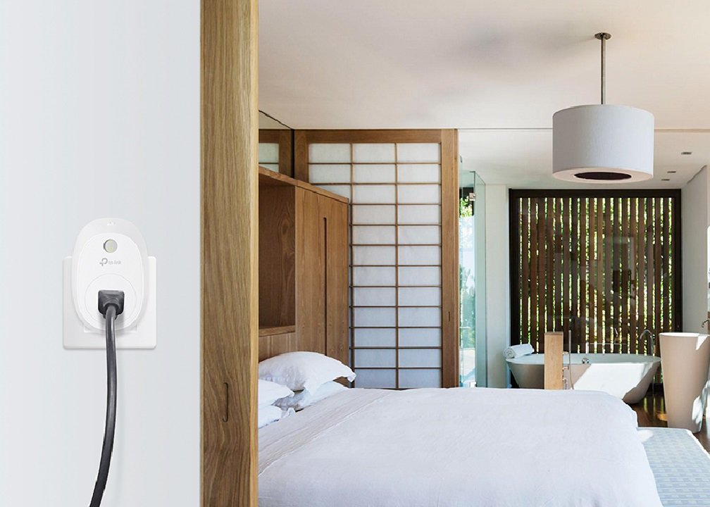 TP-Link HS110 KIT Kasa Smart WiFi Plug with Energy Monitoring