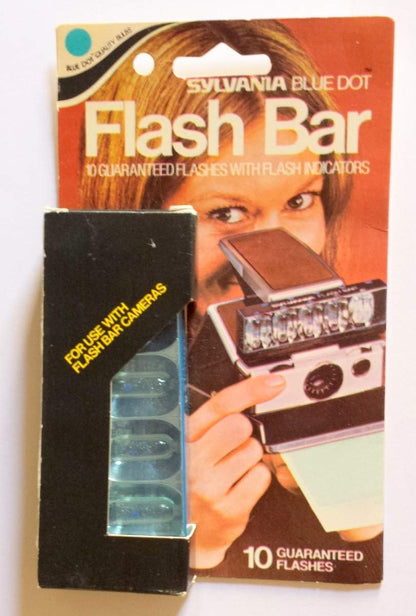 Sylvania LYSB01ITVBQD6 Blue Dot Flash Bar for Polaroid SX-70 (NOS)