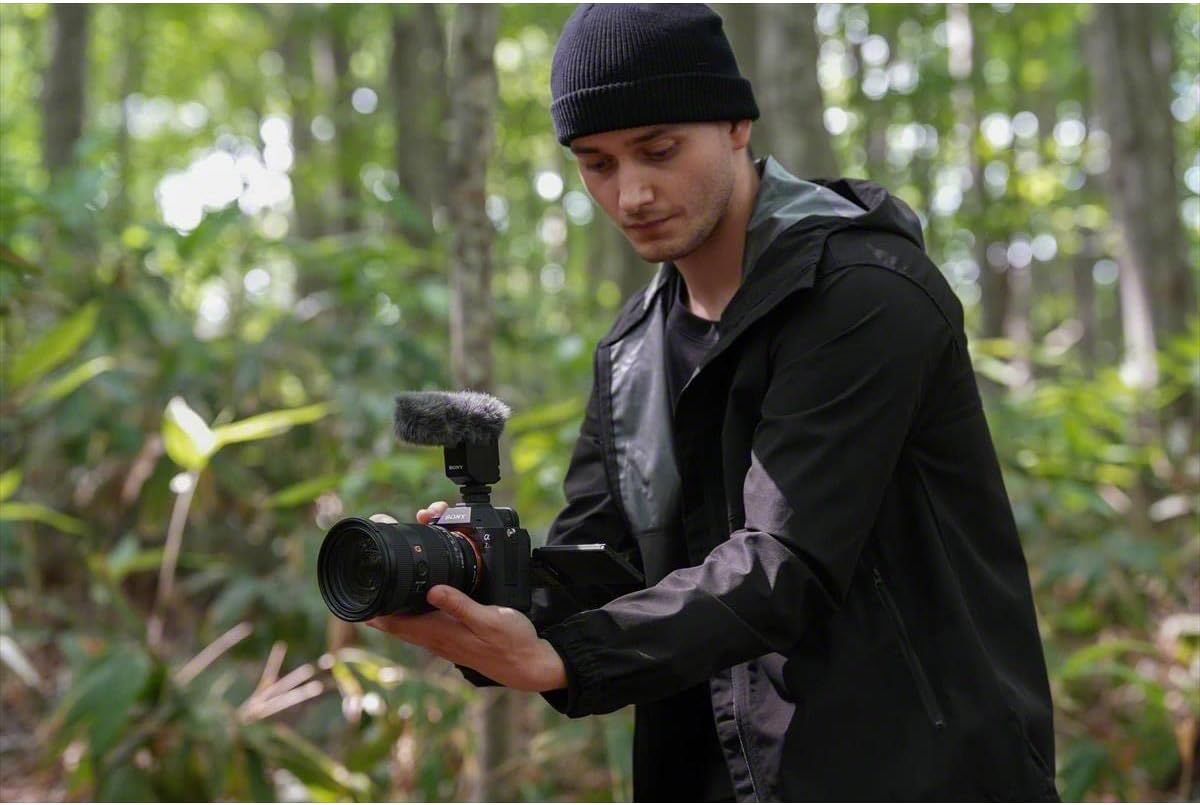 Sony ILCE7RM5/B Alpha 7R V Full-Frame Camera