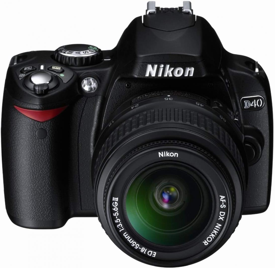 Nikon D40 6.1MP Digital SLR Camera 18-55mm Lens Renewed