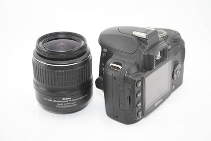 Nikon D40 DSLR 18-55mm Lens Kit, Entry-Level