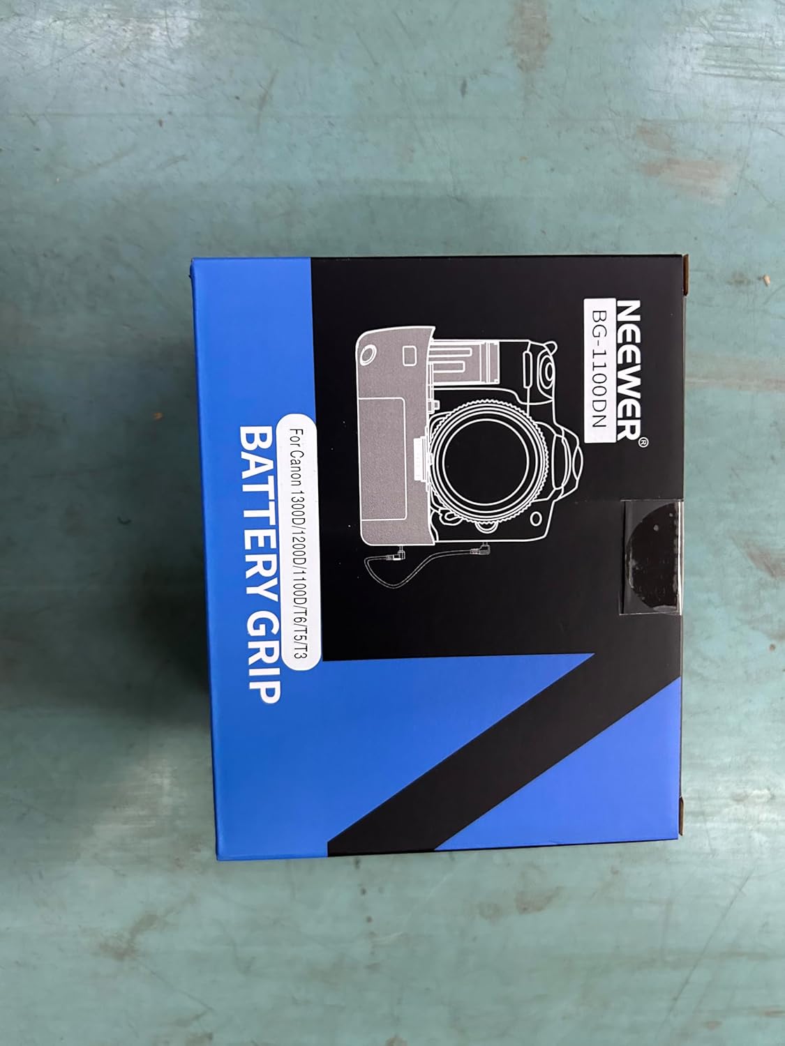 Neewer Vertical Battery Grip LP-E10 for Canon EOS