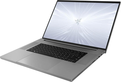 Razer RZ09-05092EM4-R3U1 Blade 18 (2024) RTX 4090 Gaming Laptop