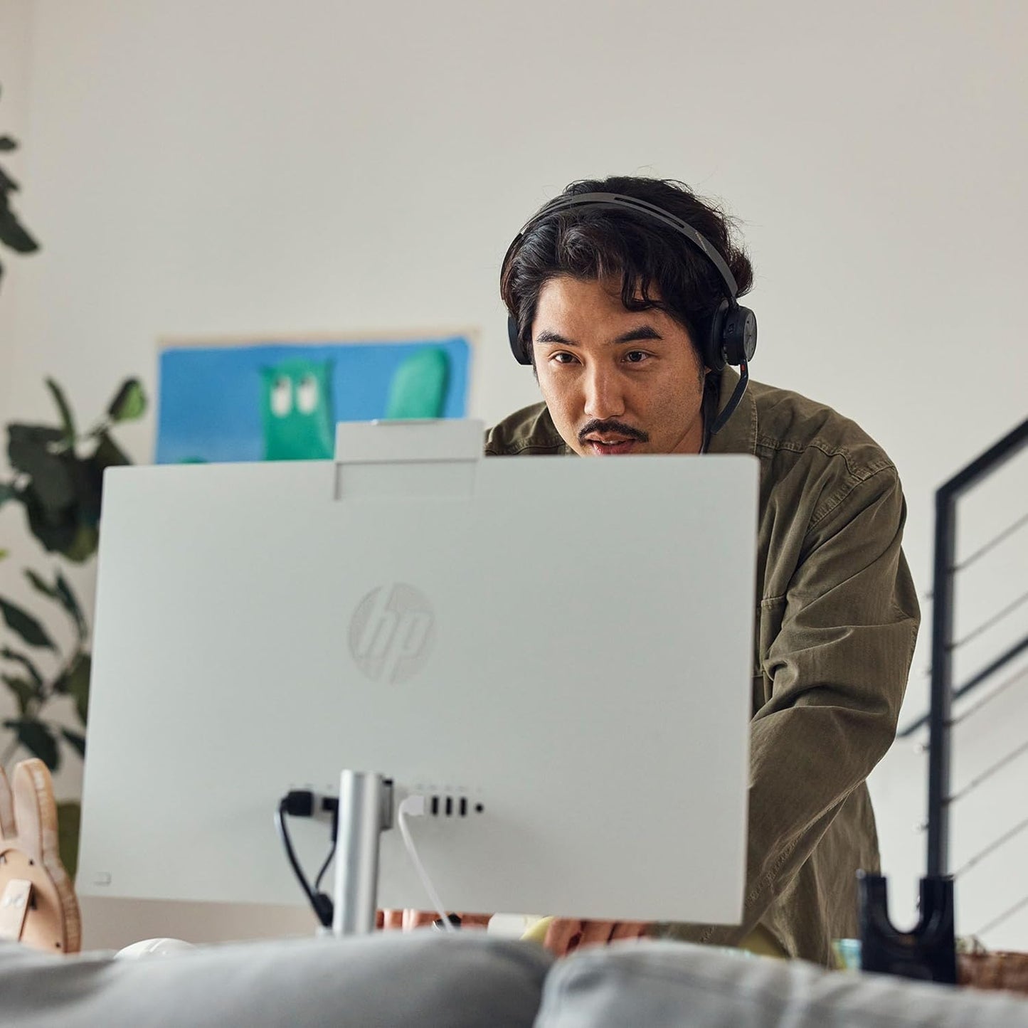 HP 8L9C8AA#ABA 23.8" Athlon Silver All-in-One Desktop