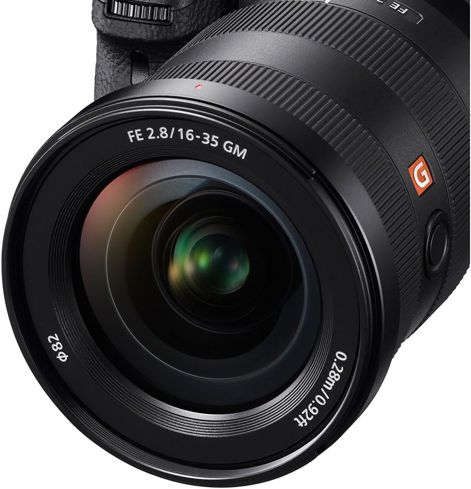 Sony SEL1635GM FE 16-35mm f/2.8 GM Lens Kit