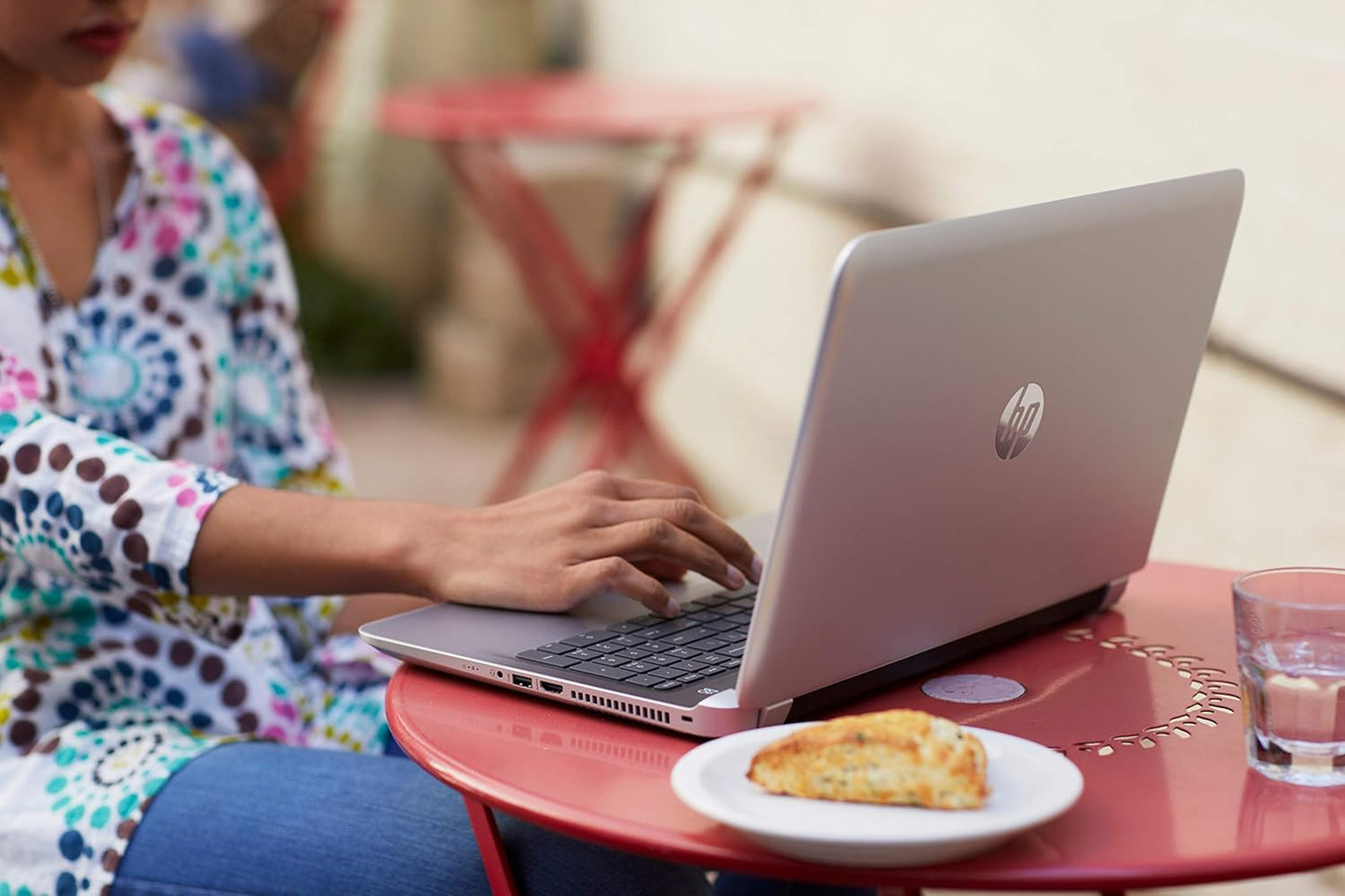 HP M1X63UA 15-Ab068Nr 15.6" Laptop