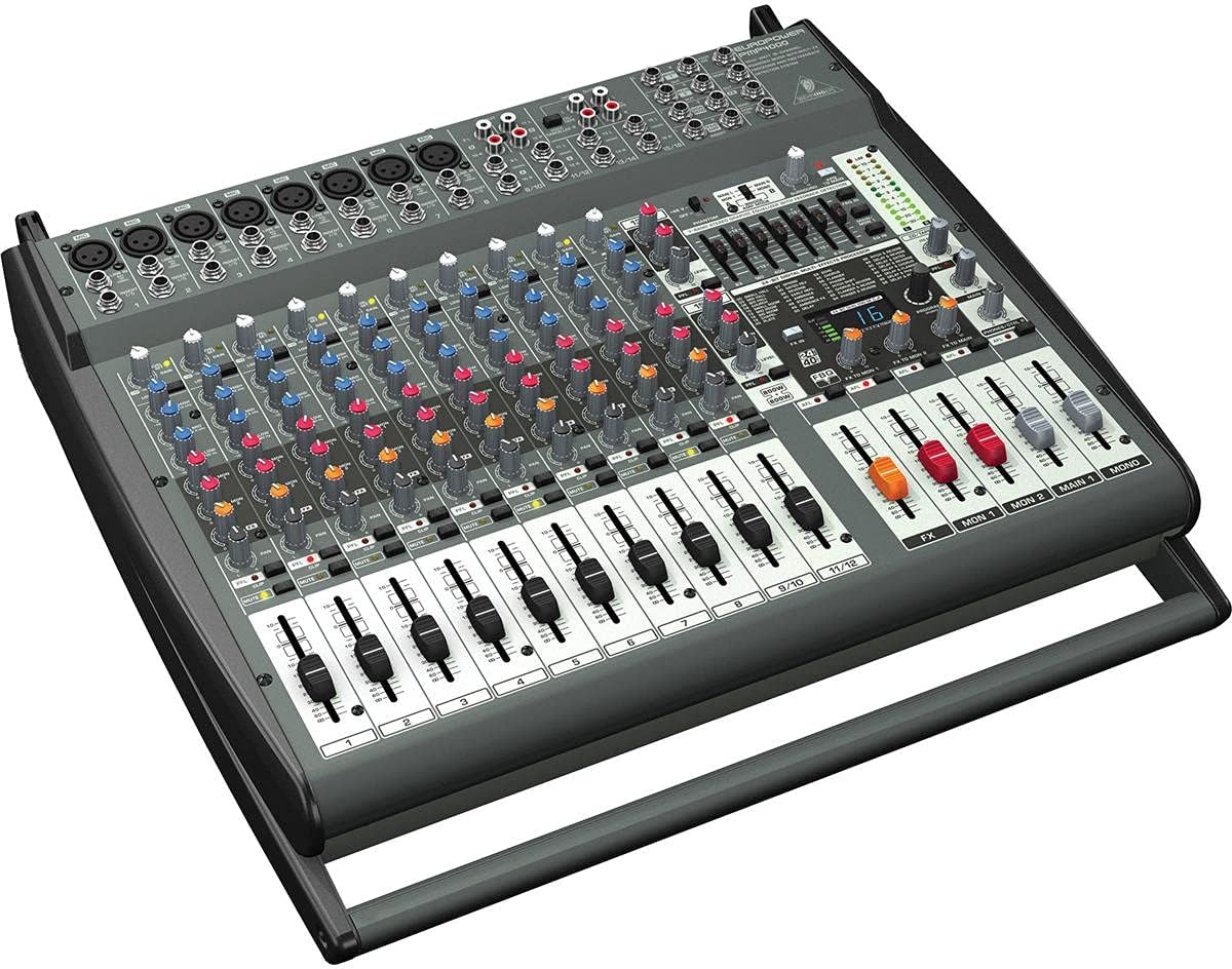 Behringer PMP4000 1600-Watt Powered Mixer FX 3 XLR Cables