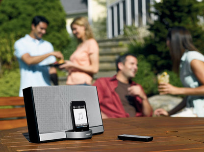 Bose 43085 SoundDock Portable iPod/iPhone Speaker Dock