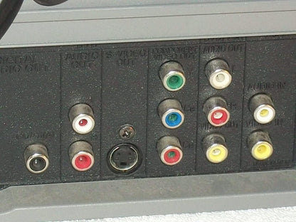 Magnavox MWD2206 DVD/VCR Combination Player Renewed