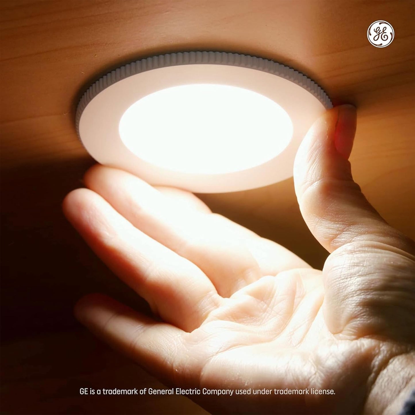 GE 93129103 LED Puck Light Dimmable Adjustable