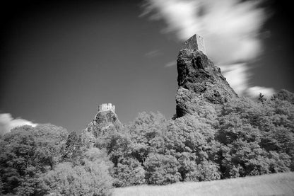 B+W 65-072331 77mm Infrared Filter #092 (89B)