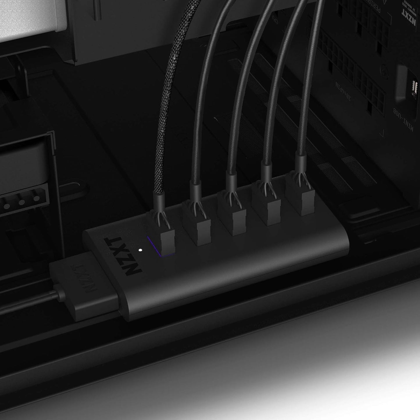 NZXT AC-IUSBH-M3 Internal USB Hub 3