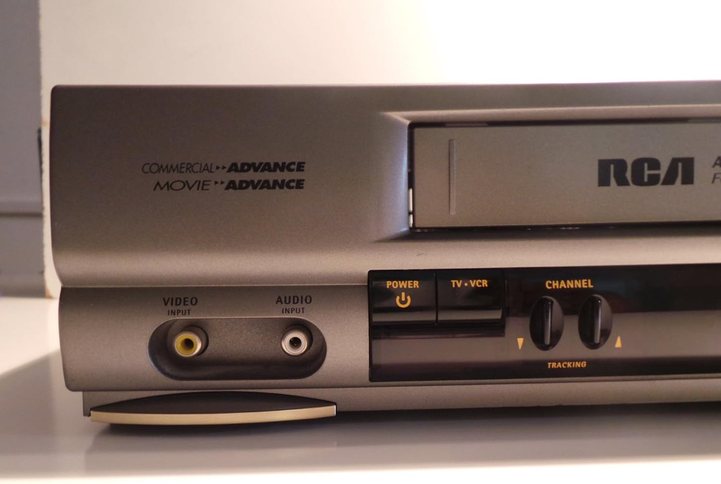 RCA VR552 4-Head VCR Player