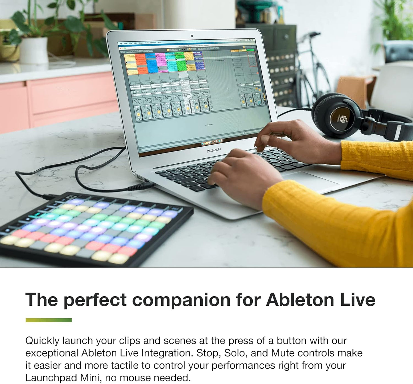 Novation AMS-LAUNCHPAD-MINI-MK3 Launchpad Mini MIDI Controller