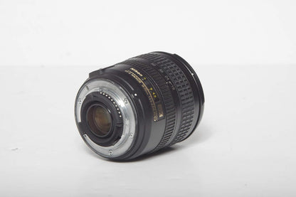 Nikon 2149 AF-S DX 18-70mm Zoom Lens