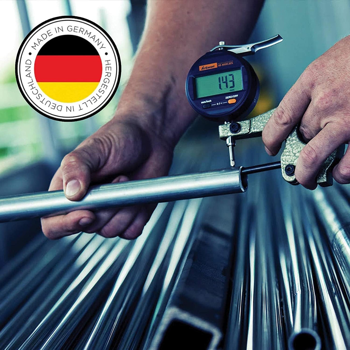 K&M 17581C Heli 2 Electric Guitar Stand