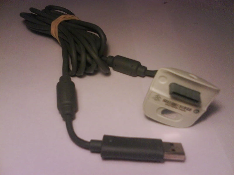 Microsoft 882224035385 Xbox 360 Play & Charge Kit — main product image
