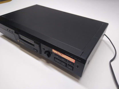 Sony MDS-JE330 MiniDisc Deck Player/Recorder