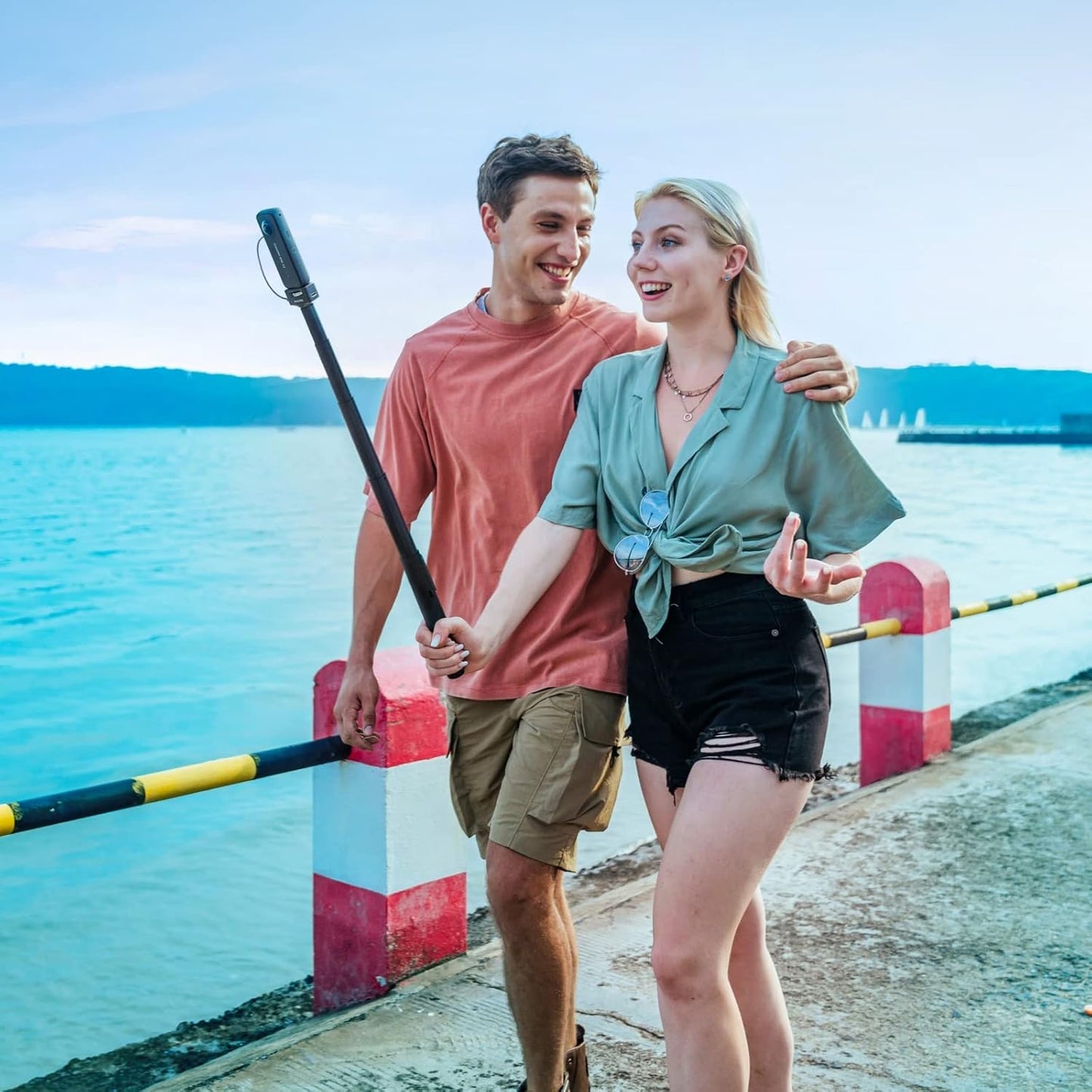 Insta360 CINSPHD/F Power Selfie Stick
