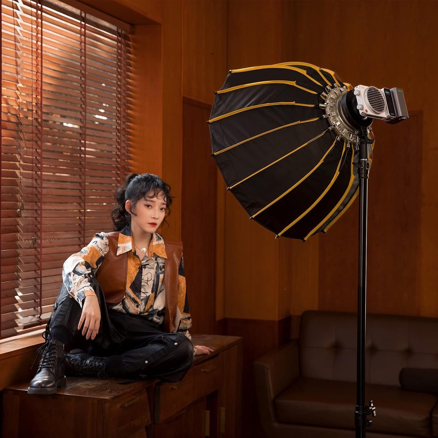 Zhiyun Bowens Mount Adapter for Molus X100 COB Light