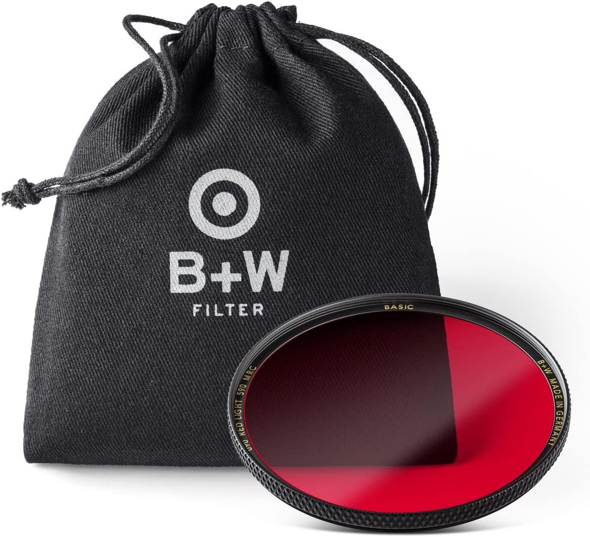 B+W 1102677 46mm Basic Black & White Light Red Filter
