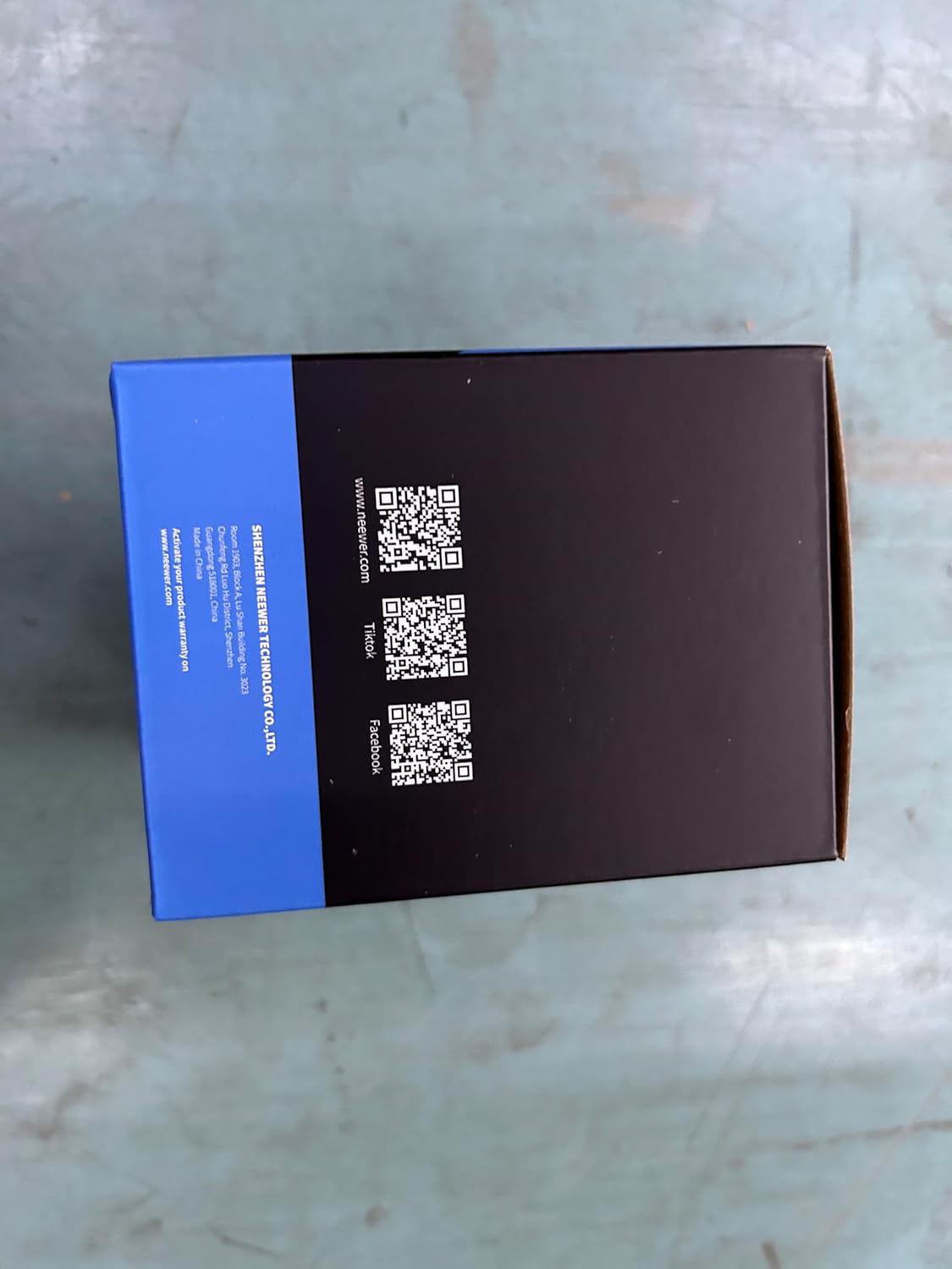 Neewer Vertical Battery Grip LP-E10 for Canon EOS