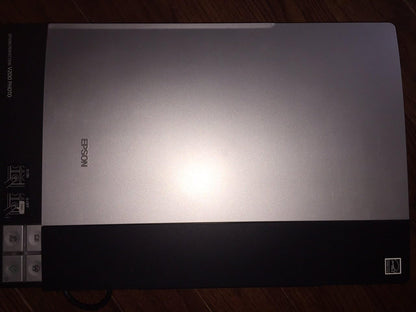 Epson B11B188011 Perfection V200 Photo Scanner