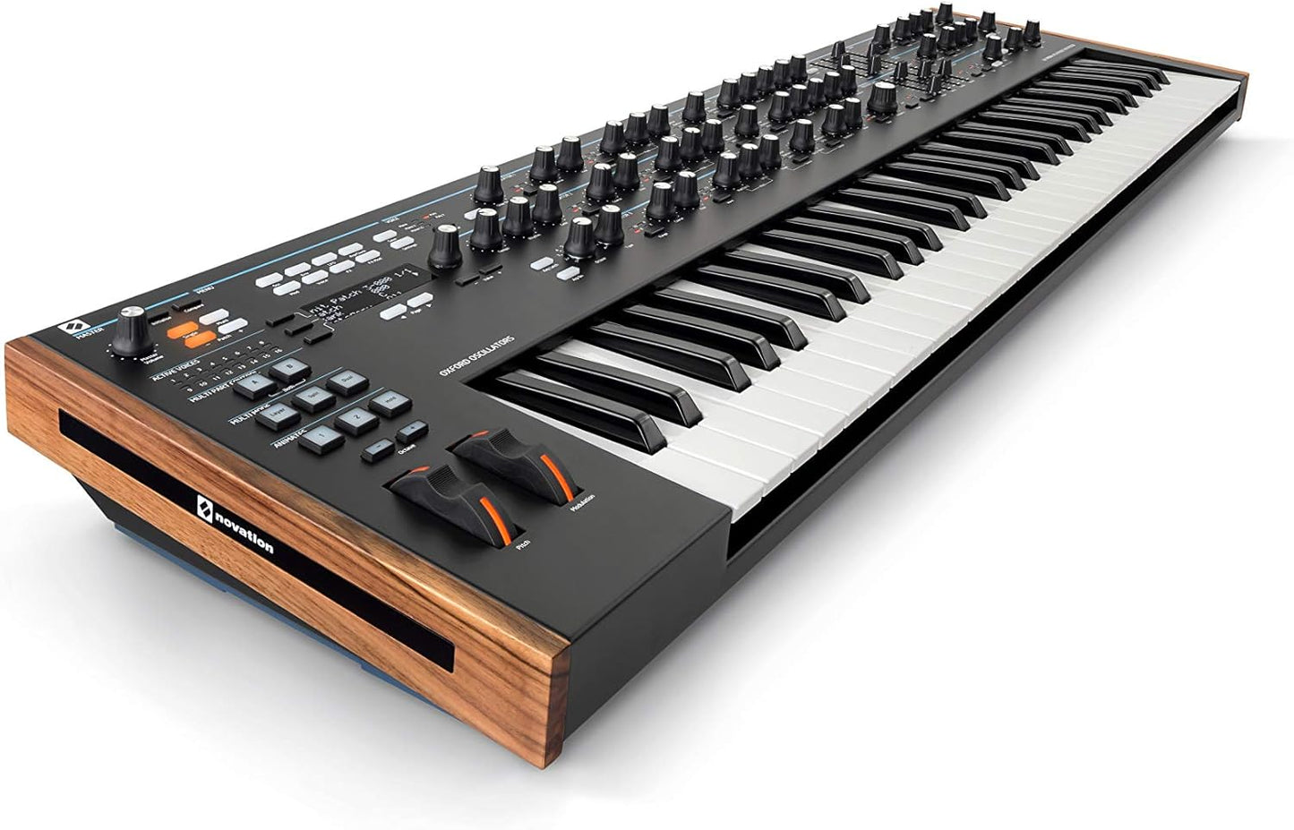 Novation AMS-SUMMIT: Summit 16-Voice Polyphonic Synthesizer