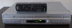 Sony SLV-D550P DVD/VCR Combo Player Renewed