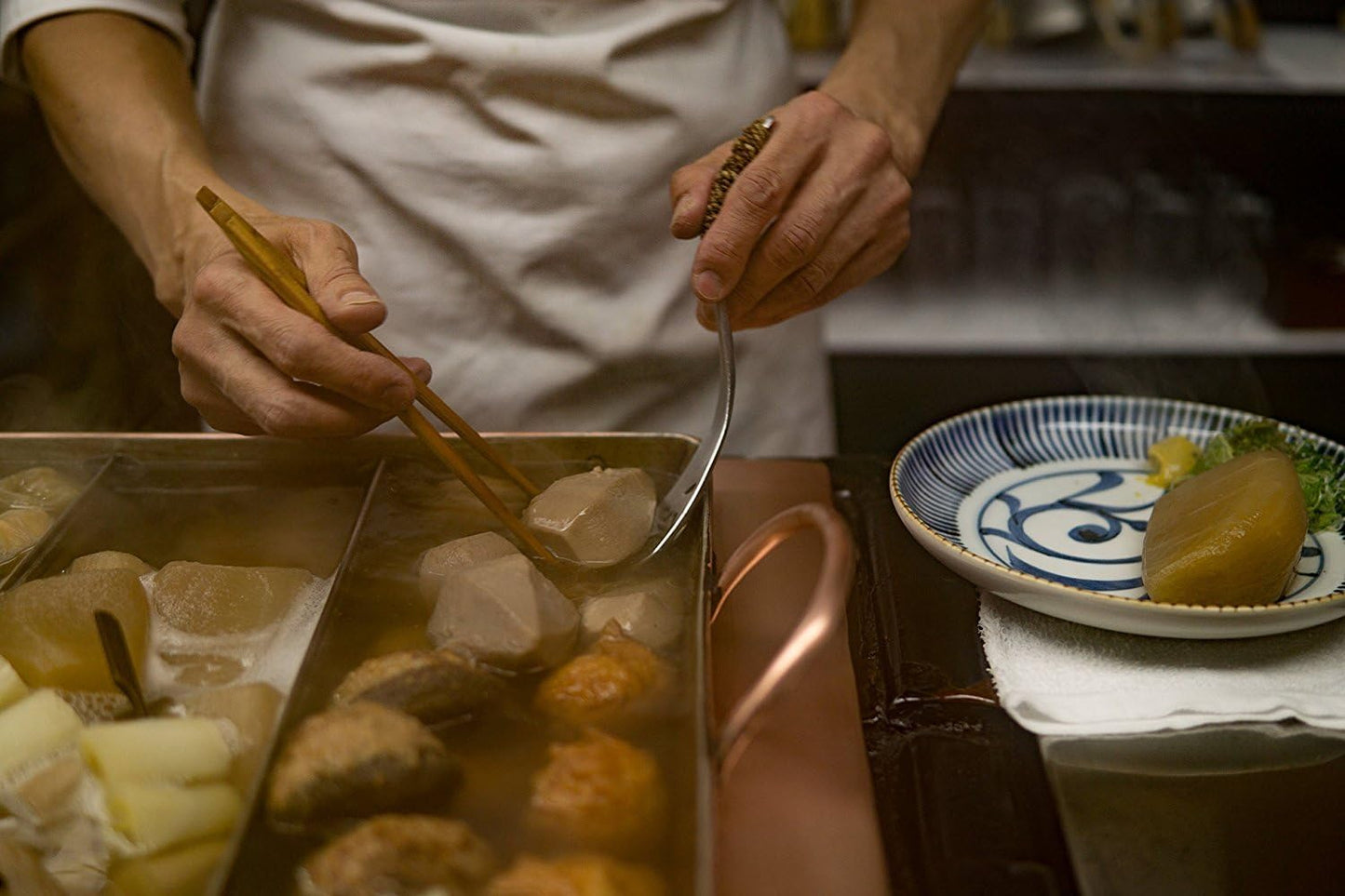 Sigma 33B965-cr 30mm F1.4 Sony E Lens