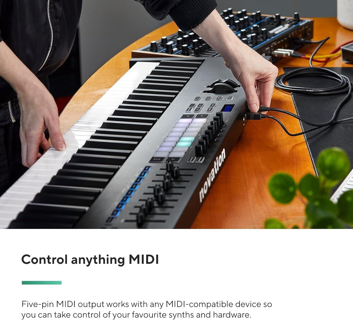 Novation NOVLKE88MK3 Launchkey 88 [MK3] MIDI Keyboard
